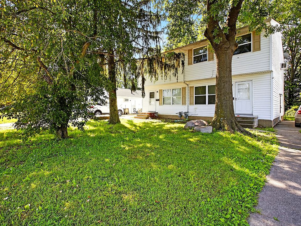 1st image of 2664 Packard Dr