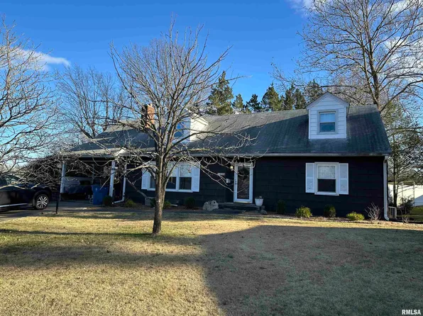 106 Apple Ln, Anna, IL 62906