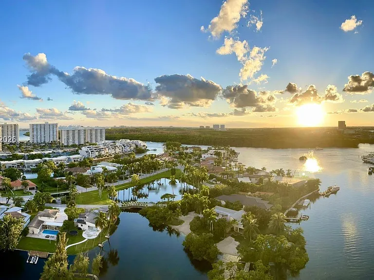 16500 Collins Ave #1856 — Photo 63