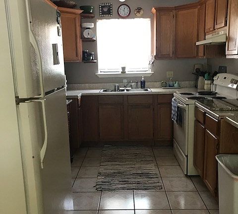 4th image of 1171 Lazar Dr