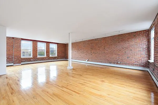 Rented by Compass | media 2