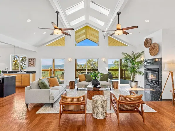 31000 Pine Mountain Road, Cloverdale, CA 95425