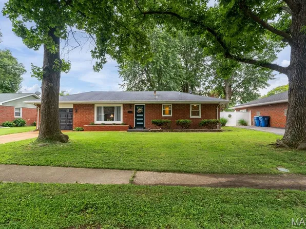 41 Riviera Dr, Granite City, IL 62040