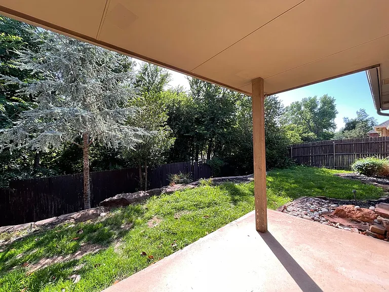 2425 Flint Ridge Rd — Photo 43