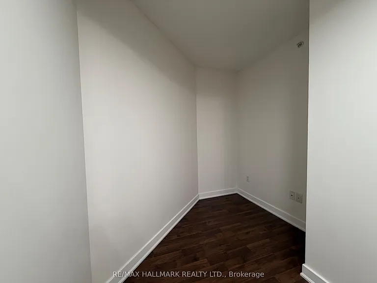 5740 Yonge St #1805 — Photo 8