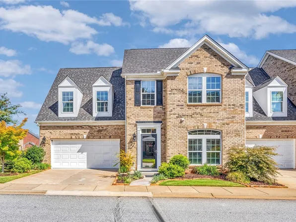 3 Everleigh Ct, Simpsonville, SC 29681