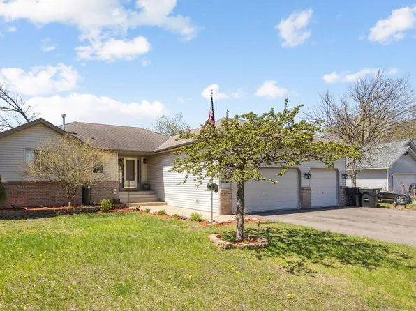 23246 Kerry St NW, Saint Francis, MN 55070