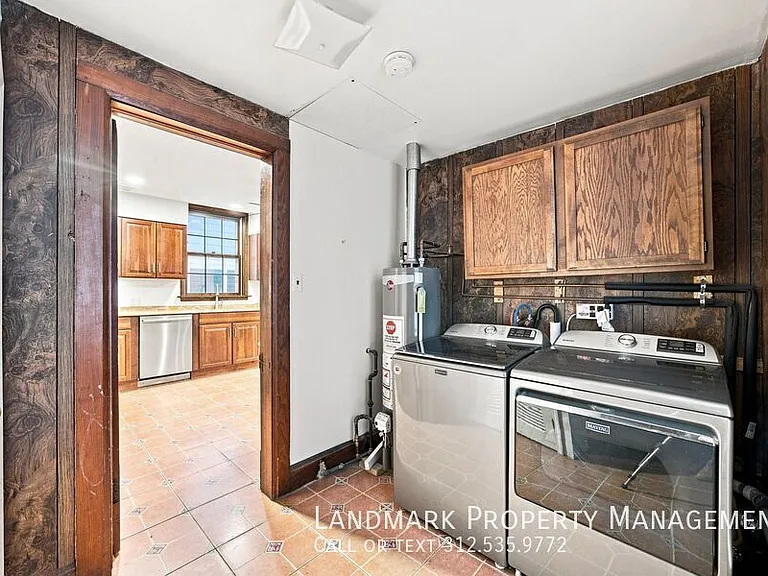 2962 N Allen Ave #2 — Photo 29