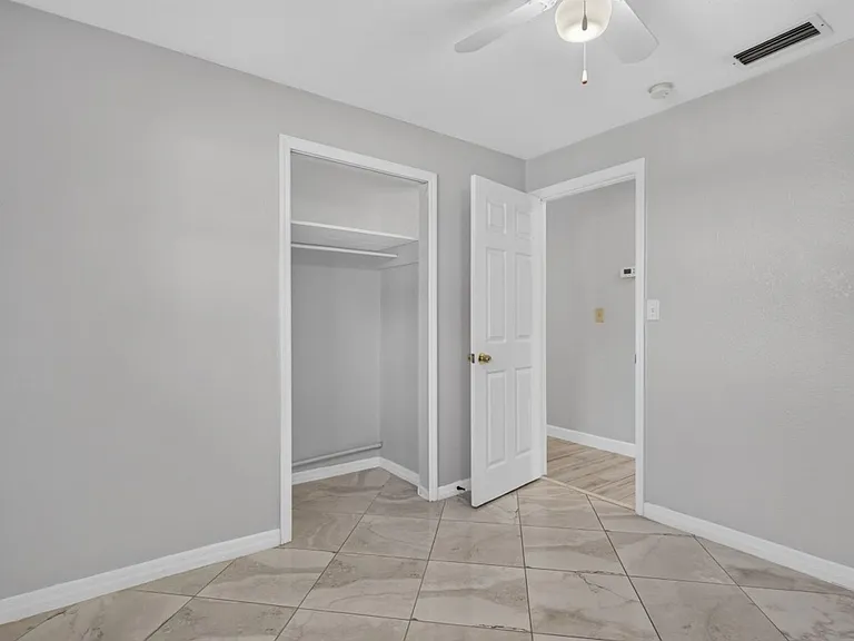 442 Ameca Ave — Photo 24