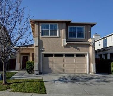 1st image of 687 Chateau Cir