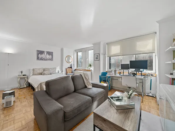 404 East 76th Street image 1 of 9