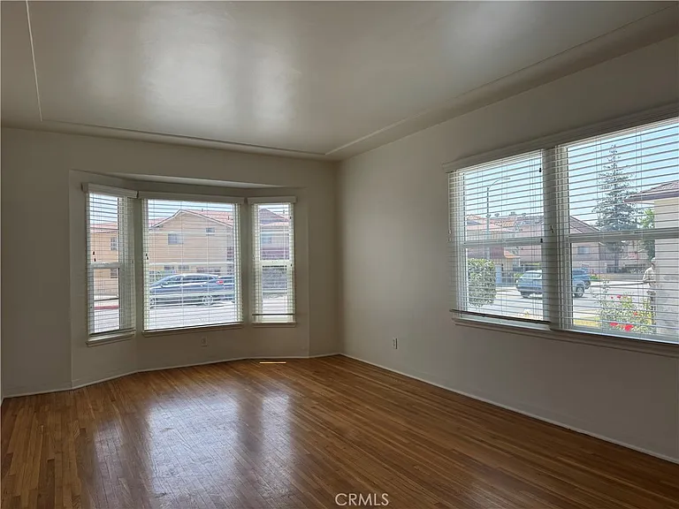 221 N Atlantic Blvd — Photo 8