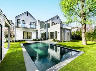 66 Hillside Dr E, Sag Harbor, NY 11963