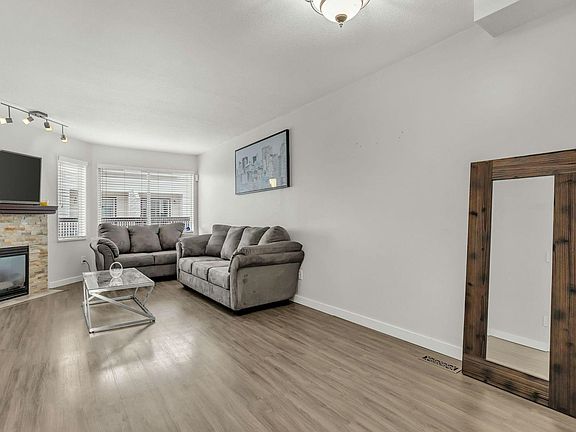 3rd image of 45740 Thomas Rd #27