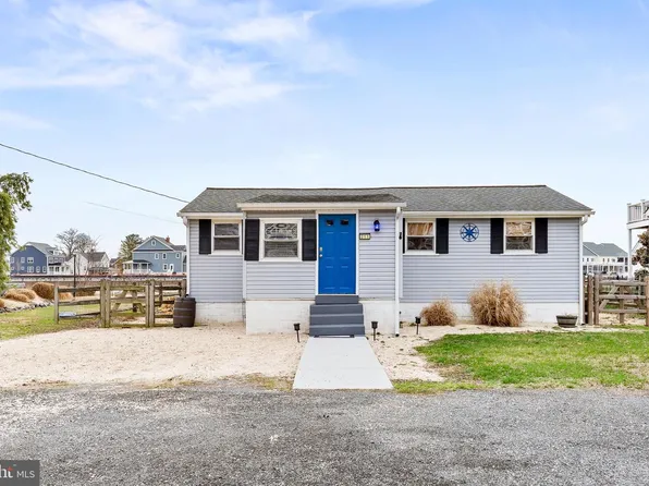 211 Bayard St, Delaware City, DE 19706