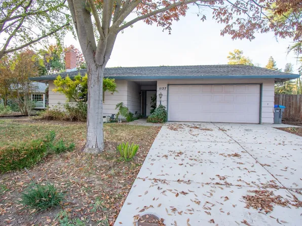 1127 Auburn Dr, Davis, CA 95616