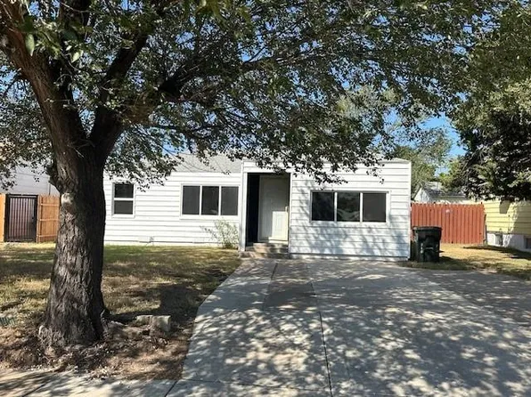 310 N Purdue Ave, Liberal, KS 67901