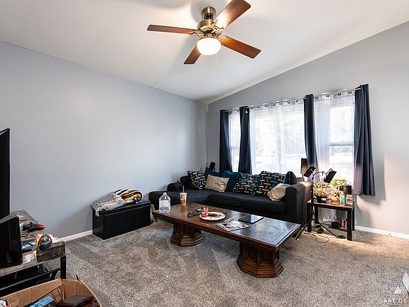 4th image of 411 Greenwood Dr