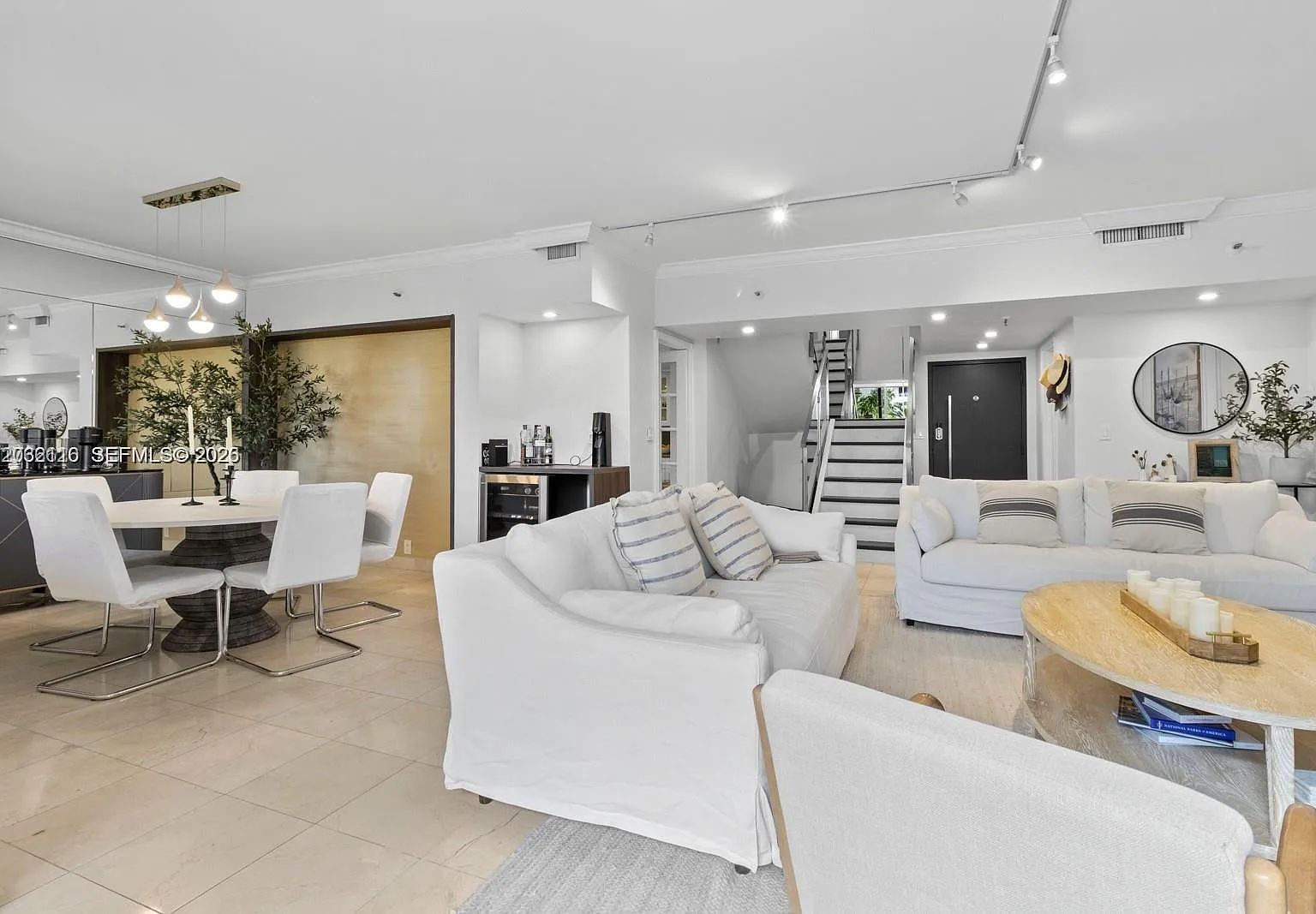 Brickell Key One Condo — Photo 1