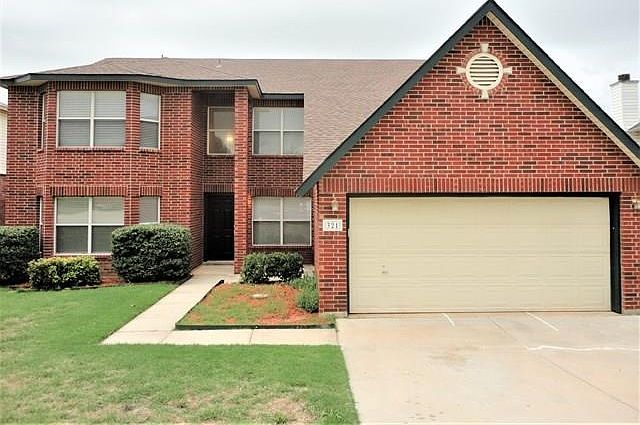 1st image of 321 Cortland Cir