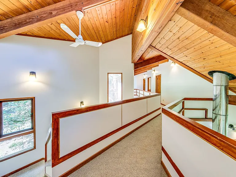 7019 NE Twin Ponds Rd — Photo 10