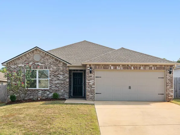 16350 Creek Dr, Moundville, AL 35474