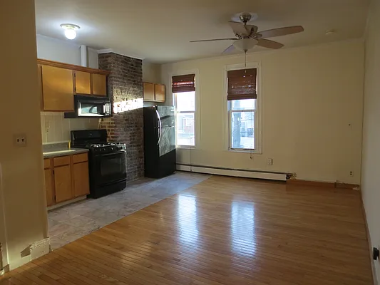 Rented by Block & Lot Real Estate | media 13