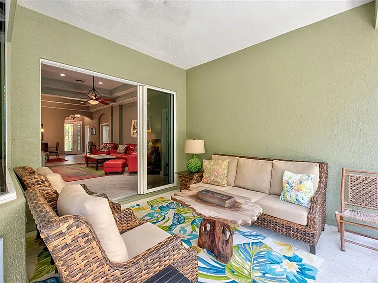 354 Melrose Ct — Photo 34