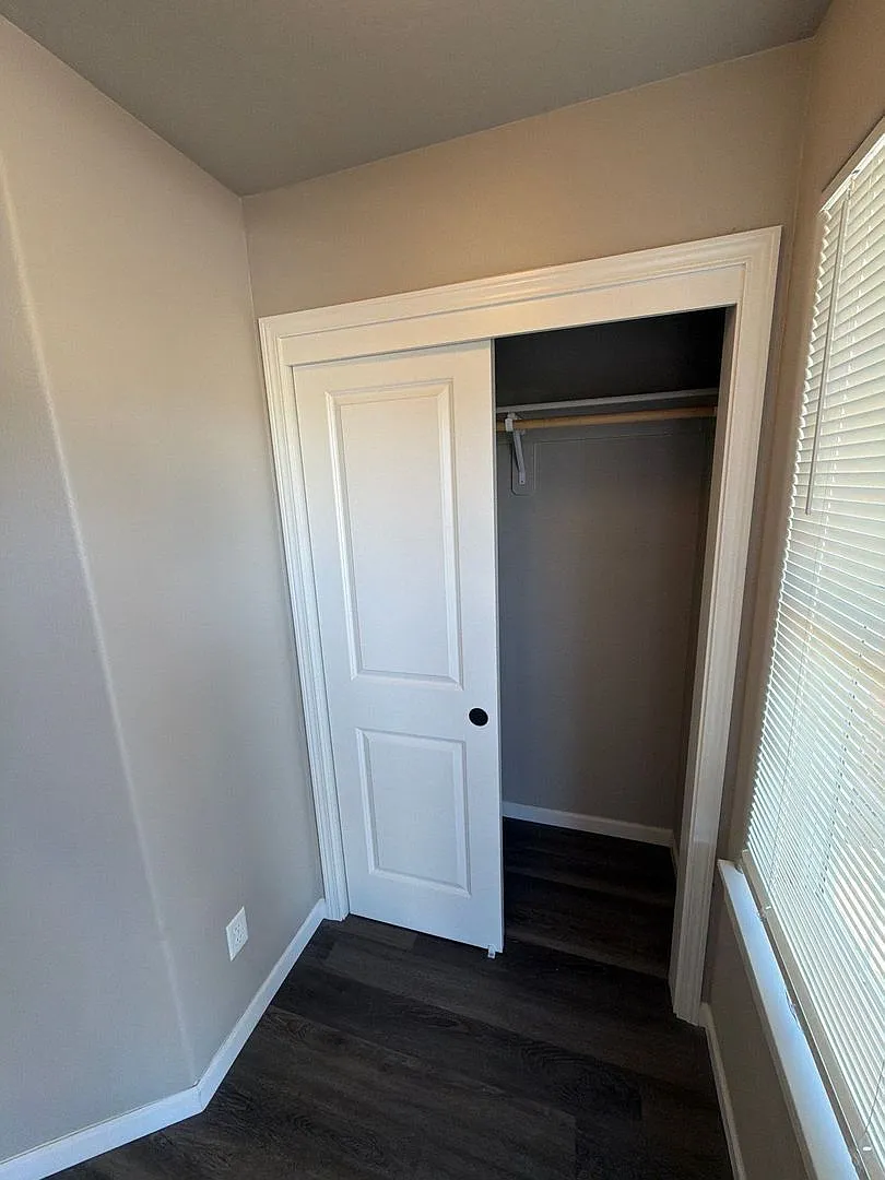 4 bed, 2.5 bath, 1527 sqft, $2,500 — Photo 4
