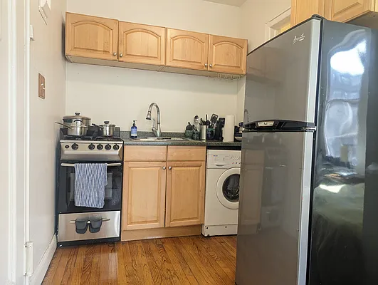 Rented by Douglas Elliman | media 3