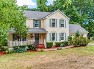 57 Autumn Rd, Dracut, MA 01826