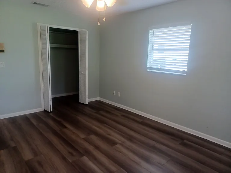 3727 Palm Tree Blvd — Photo 9