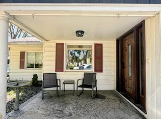 8420 Pacton Dr, Shelby Township, MI 48317