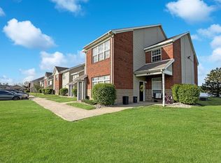 701 Beachfront Dr, Evansville, IN 47715