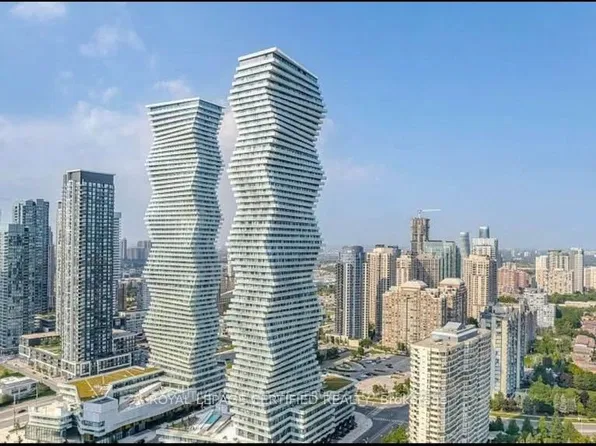 3883 Quartz Rd #2010, Mississauga, ON L5B 0M4