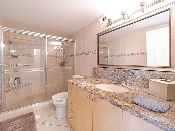 5th image of 3800 S Ocean Dr APT 412A