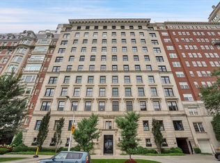 229 E Lake Shore Dr UNIT 10E, Chicago, IL 60611