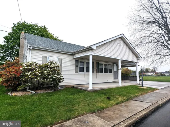 221 Center St, Mc Sherrystown, PA 17344