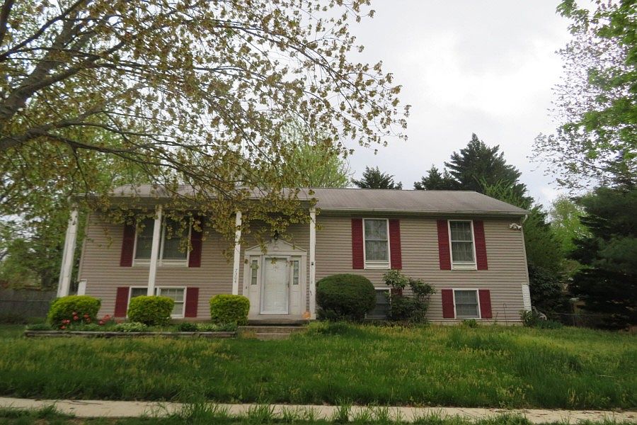 1st image of 7304 Loanda Dr