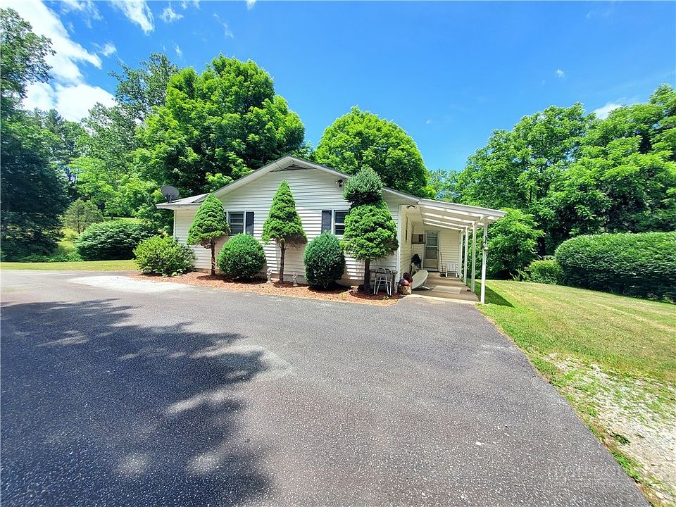 1st image of 886 Hanging Rock Road