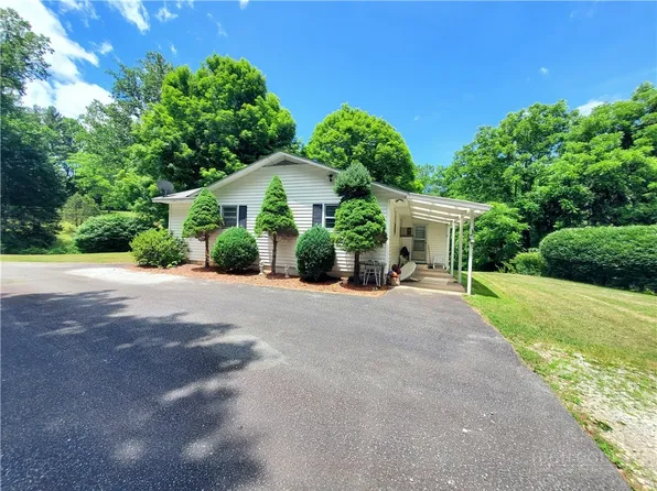 886 Hanging Rock Road, Spruce Pine, NC 28777