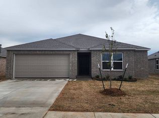 11608 NW 95th St, Yukon, OK 73099