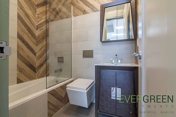 Rented by Evergreen Apartments BK | media 96