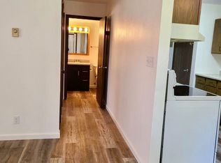 All one level, private entry units!, Barron, WI 54812