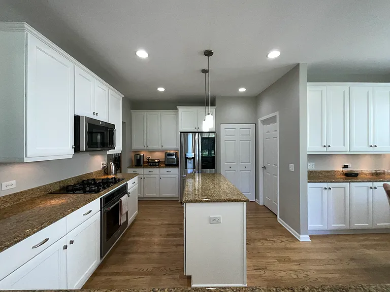 2069 Inverness Dr — Photo 7