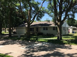 524 W Genoa St, Ravenna, NE 68869