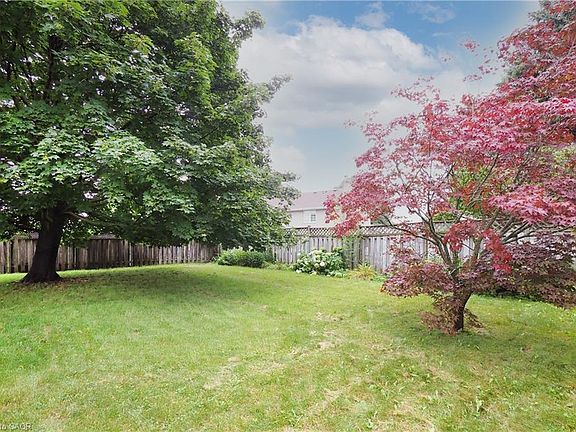 4th image of 219 Foxhunt Rd