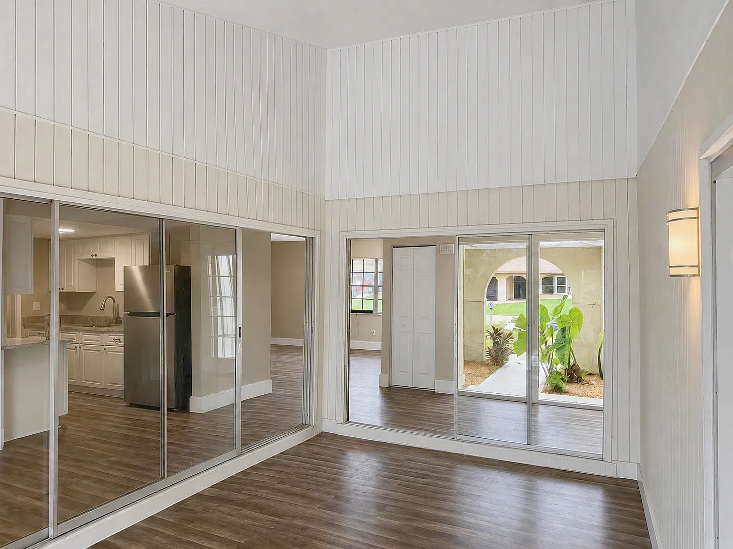 2 bed, 1348 sqft, $1,950 — Photo 4