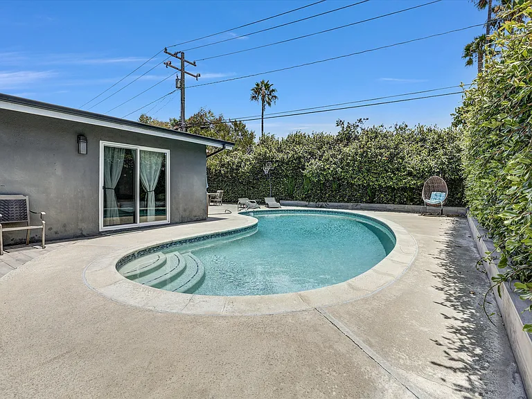 3078 Trinity Dr — Photo 22