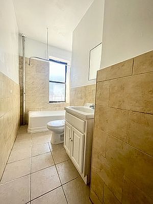 5th image of 3300 Bailey Ave APT S2
